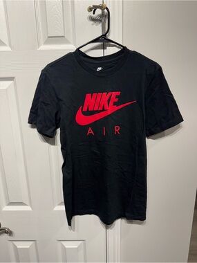 Nike red and black T-shirt